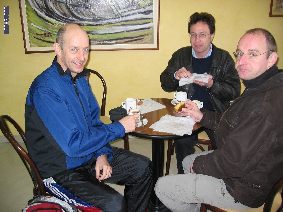 http://www.mtb-guide.de/pixlie/cache/vs_04_Sizilien_Sizilien_2004%20009.jpg