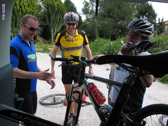 http://www.mtb-guide.de/pixlie/cache/vs_04_Sizilien_Sizilien_2004%20056.jpg