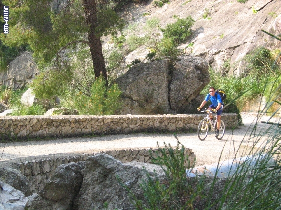 http://www.mtb-guide.de/pixlie/cache/vs_07_Mallorca_IMG_3603.JPG
